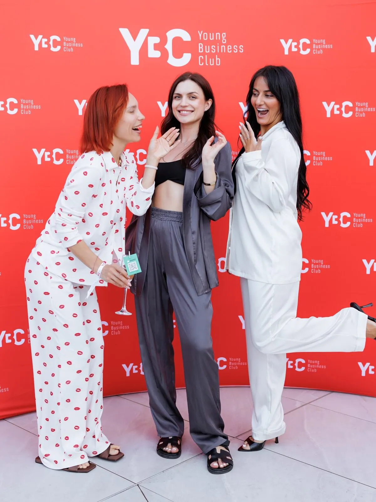 Масштаб YBC HUMAN